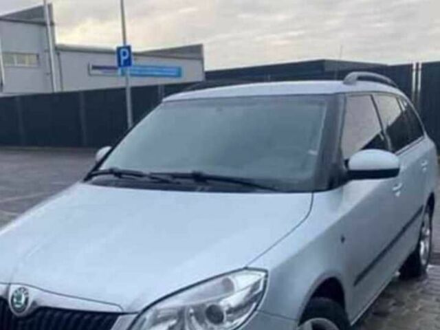 Сірий Шкода Фабія, об'ємом двигуна 0 л та пробігом 3 тис. км за 500 $, фото 1 на Automoto.ua