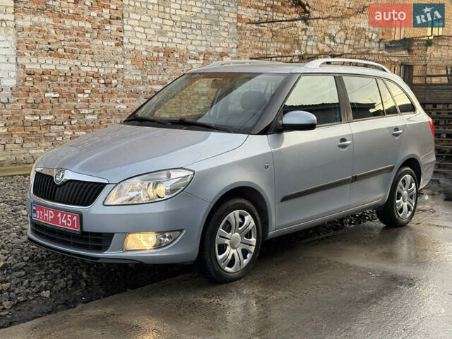 Серый Шкода Фабия, объемом двигателя 1.2 л и пробегом 164 тыс. км за 7000 $, фото 1 на Automoto.ua