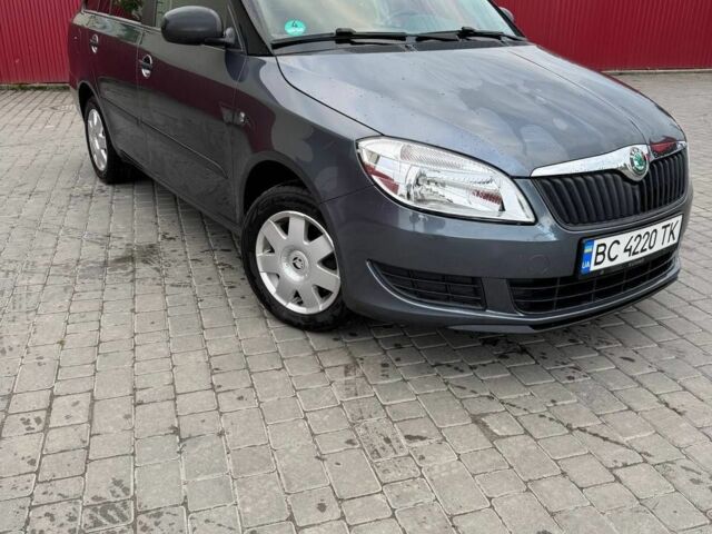 Серый Шкода Фабия, объемом двигателя 1.6 л и пробегом 240 тыс. км за 6300 $, фото 1 на Automoto.ua