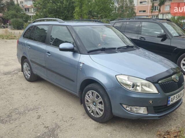 Сірий Шкода Фабія, об'ємом двигуна 1.2 л та пробігом 240 тис. км за 5700 $, фото 1 на Automoto.ua