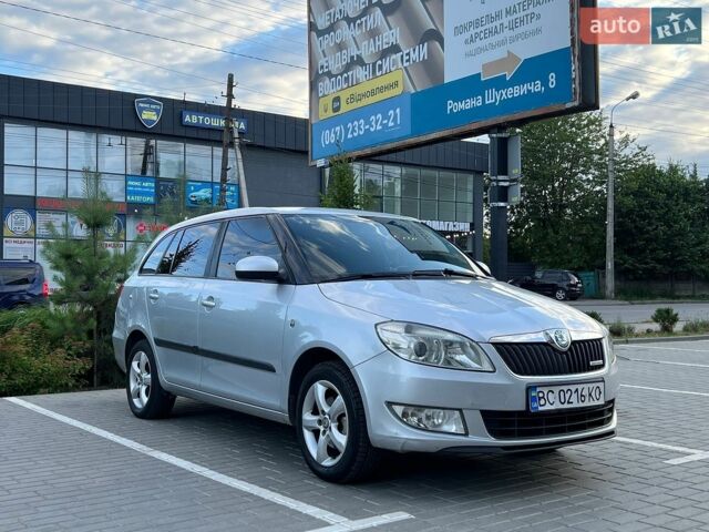 Сірий Шкода Фабія, об'ємом двигуна 1.2 л та пробігом 268 тис. км за 4800 $, фото 1 на Automoto.ua