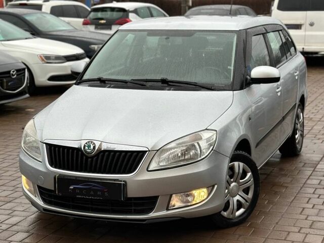 Сірий Шкода Фабія, об'ємом двигуна 1.6 л та пробігом 219 тис. км за 5850 $, фото 1 на Automoto.ua