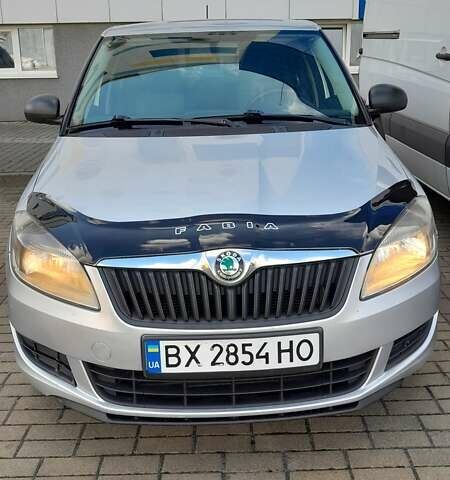 Сірий Шкода Фабія, об'ємом двигуна 1.6 л та пробігом 264 тис. км за 4999 $, фото 1 на Automoto.ua
