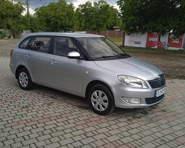 Сірий Шкода Фабія, об'ємом двигуна 1.2 л та пробігом 185 тис. км за 4650 $, фото 1 на Automoto.ua