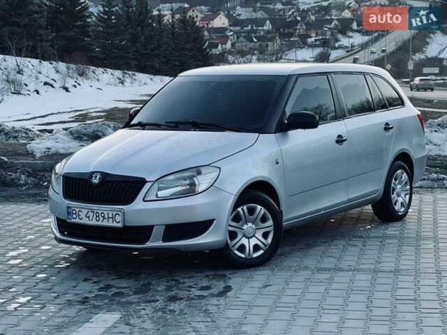 Сірий Шкода Фабія, об'ємом двигуна 1.6 л та пробігом 267 тис. км за 4950 $, фото 1 на Automoto.ua