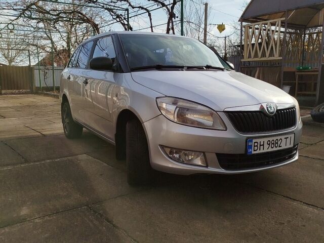 Сірий Шкода Фабія, об'ємом двигуна 1.2 л та пробігом 161 тис. км за 4500 $, фото 1 на Automoto.ua