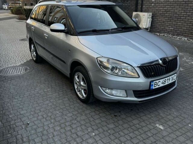 Сірий Шкода Фабія, об'ємом двигуна 1.2 л та пробігом 226 тис. км за 4990 $, фото 1 на Automoto.ua