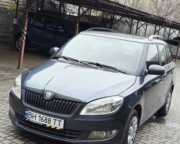 Серый Шкода Фабия, объемом двигателя 1.6 л и пробегом 340 тыс. км за 4800 $, фото 1 на Automoto.ua