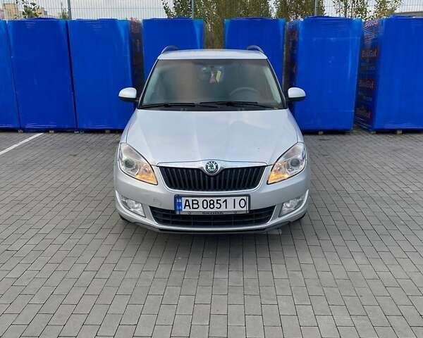 Шкода Фабия 2012 в Виннице на Automoto.ua Серый Шкода Фабия, объемом двигателя 1.6 л и пробегом 260 тыс. км за 6500 $, фото 1 на Automoto.ua