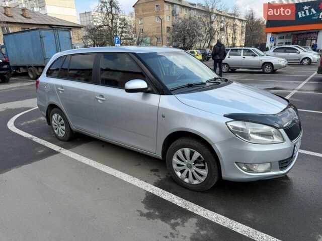 Серый Шкода Фабия, объемом двигателя 1.4 л и пробегом 172 тыс. км за 6700 $, фото 1 на Automoto.ua