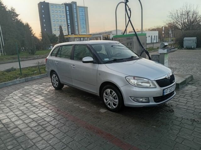 Серый Шкода Фабия, объемом двигателя 1.2 л и пробегом 207 тыс. км за 6100 $, фото 1 на Automoto.ua