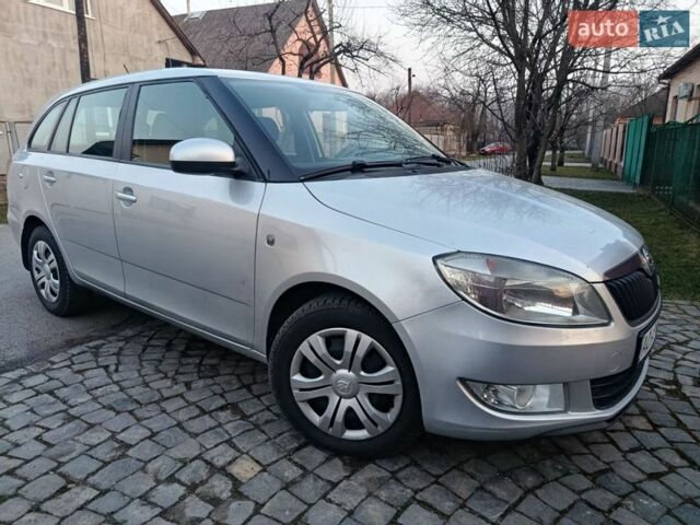 Сірий Шкода Фабія, об'ємом двигуна 1.2 л та пробігом 241 тис. км за 5500 $, фото 1 на Automoto.ua