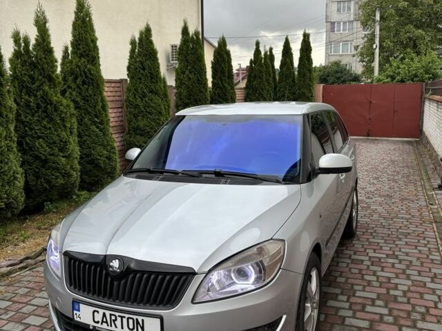 Серый Шкода Фабия, объемом двигателя 1.6 л и пробегом 274 тыс. км за 6500 $, фото 1 на Automoto.ua