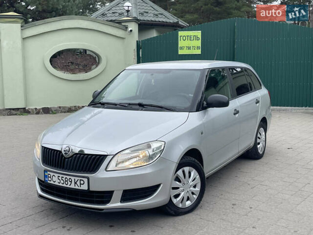 Сірий Шкода Фабія, об'ємом двигуна 1.39 л та пробігом 340 тис. км за 4750 $, фото 1 на Automoto.ua