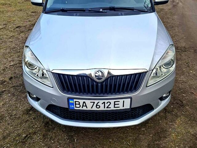 Серый Шкода Фабия, объемом двигателя 1.6 л и пробегом 232 тыс. км за 6700 $, фото 1 на Automoto.ua