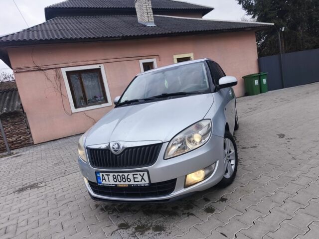 Серый Шкода Фабия, объемом двигателя 1.6 л и пробегом 236 тыс. км за 6350 $, фото 1 на Automoto.ua