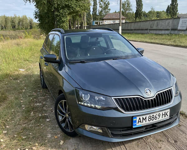 Сірий Шкода Фабія, об'ємом двигуна 1.42 л та пробігом 193 тис. км за 8900 $, фото 1 на Automoto.ua