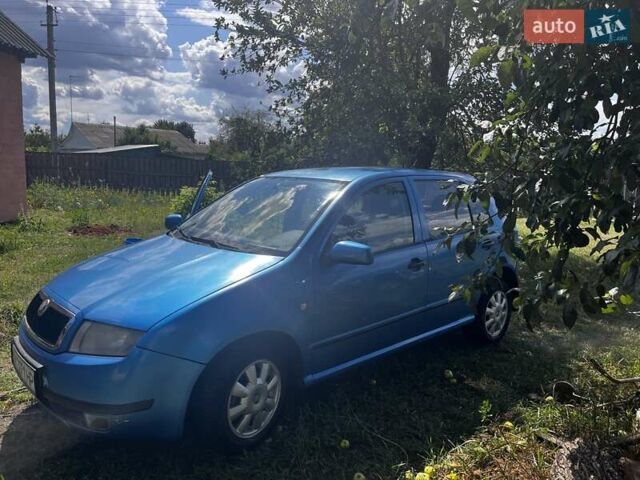 Синій Шкода Фабія, об'ємом двигуна 1.4 л та пробігом 214 тис. км за 3800 $, фото 1 на Automoto.ua