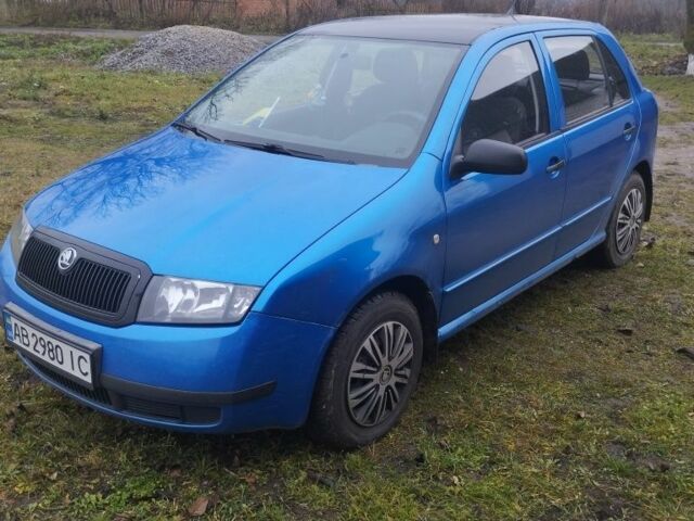 Синий Шкода Фабия, объемом двигателя 1 л и пробегом 298 тыс. км за 2300 $, фото 1 на Automoto.ua
