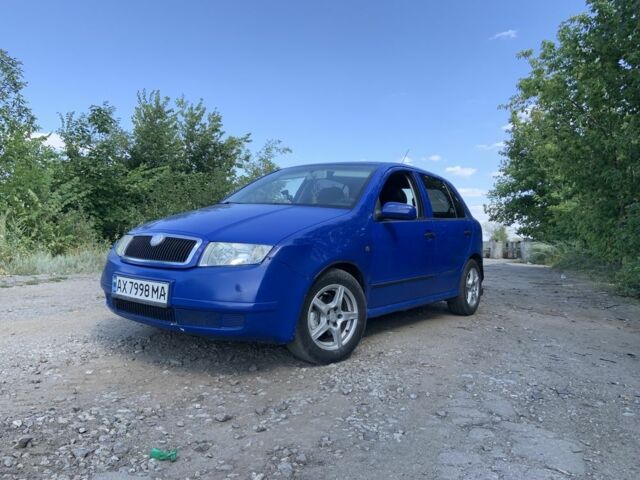 Синий Шкода Фабия, объемом двигателя 1.4 л и пробегом 320 тыс. км за 2595 $, фото 1 на Automoto.ua