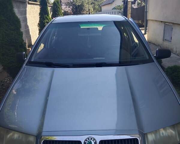 Синий Шкода Фабия, объемом двигателя 1.4 л и пробегом 272 тыс. км за 3150 $, фото 1 на Automoto.ua