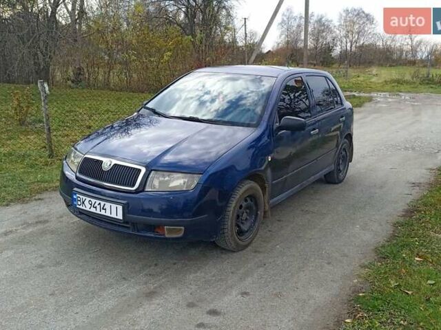 Синій Шкода Фабія, об'ємом двигуна 1.4 л та пробігом 300 тис. км за 1999 $, фото 1 на Automoto.ua
