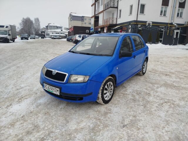 Синий Шкода Фабия, объемом двигателя 1.2 л и пробегом 200 тыс. км за 2400 $, фото 1 на Automoto.ua