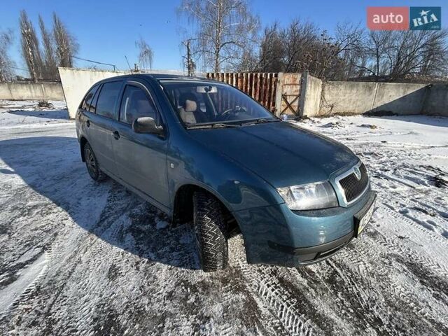 Синий Шкода Фабия, объемом двигателя 1.2 л и пробегом 254 тыс. км за 3500 $, фото 1 на Automoto.ua