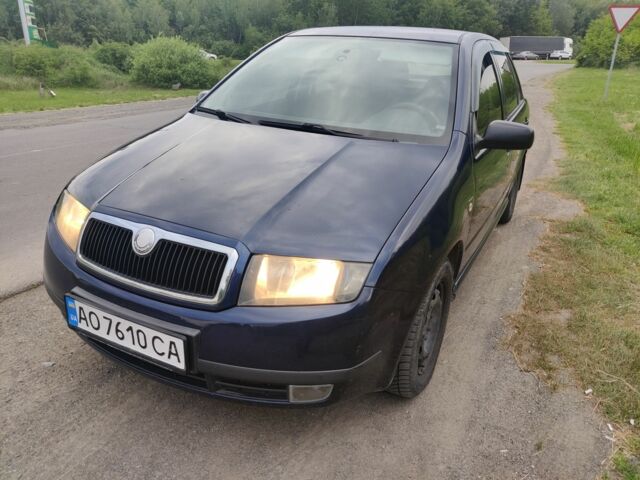 Синий Шкода Фабия, объемом двигателя 1.4 л и пробегом 242 тыс. км за 3100 $, фото 1 на Automoto.ua