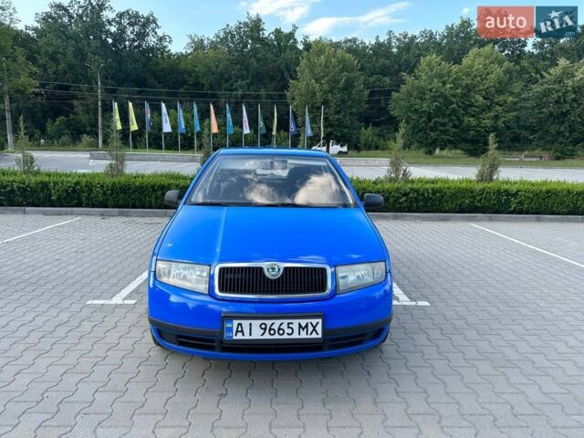 Синий Шкода Фабия, объемом двигателя 1.2 л и пробегом 233 тыс. км за 2500 $, фото 1 на Automoto.ua