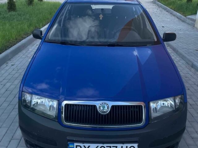 Синій Шкода Фабія, об'ємом двигуна 1.2 л та пробігом 200 тис. км за 3500 $, фото 1 на Automoto.ua