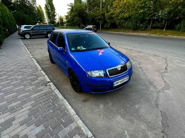 Синій Шкода Фабія, об'ємом двигуна 1.4 л та пробігом 186 тис. км за 4500 $, фото 1 на Automoto.ua