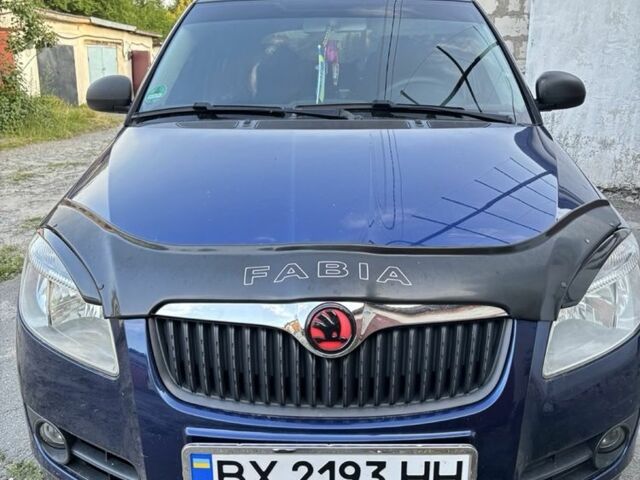 Синий Шкода Фабия, объемом двигателя 1.2 л и пробегом 130 тыс. км за 4750 $, фото 1 на Automoto.ua
