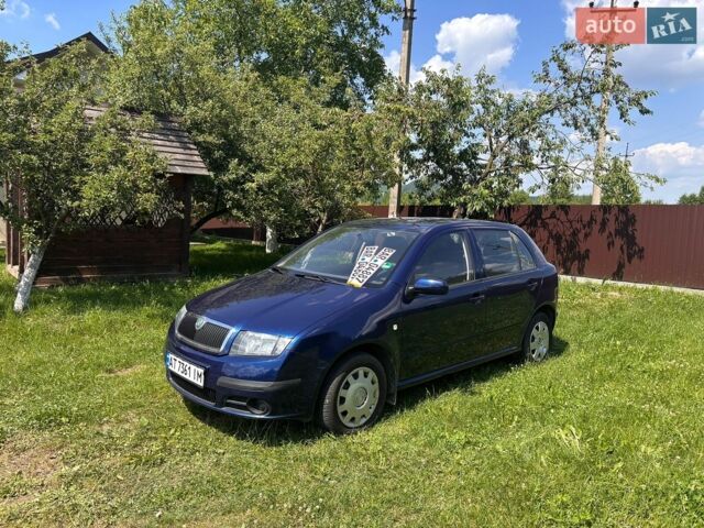 Синий Шкода Фабия, объемом двигателя 1.4 л и пробегом 155 тыс. км за 3950 $, фото 1 на Automoto.ua