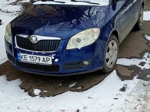 Синий Шкода Фабия, объемом двигателя 1.2 л и пробегом 181 тыс. км за 5000 $, фото 1 на Automoto.ua