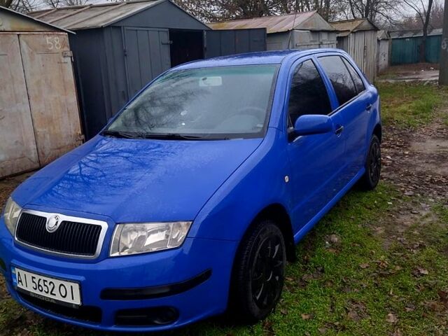 Синій Шкода Фабія, об'ємом двигуна 1.4 л та пробігом 330 тис. км за 4200 $, фото 1 на Automoto.ua