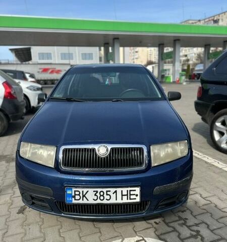 Синій Шкода Фабія, об'ємом двигуна 1.2 л та пробігом 350 тис. км за 3200 $, фото 1 на Automoto.ua