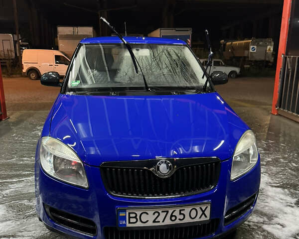 Синий Шкода Фабия, объемом двигателя 1.2 л и пробегом 188 тыс. км за 5000 $, фото 1 на Automoto.ua