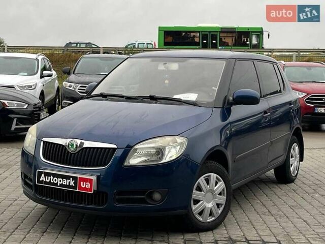 Синий Шкода Фабия, объемом двигателя 1.4 л и пробегом 170 тыс. км за 5300 $, фото 1 на Automoto.ua
