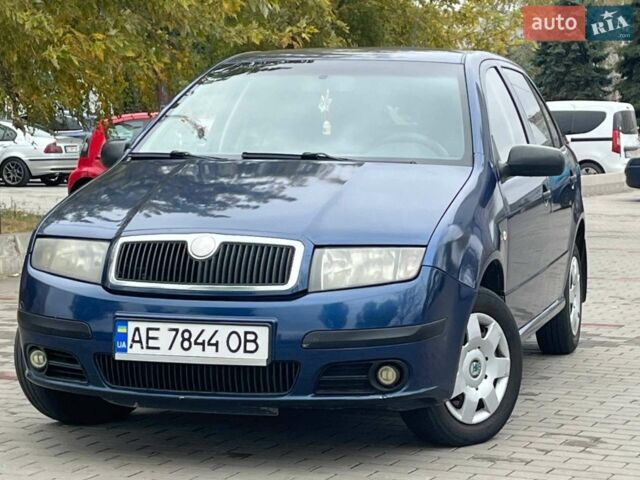 Синий Шкода Фабия, объемом двигателя 1.2 л и пробегом 311 тыс. км за 3200 $, фото 1 на Automoto.ua