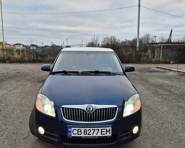 Синий Шкода Фабия, объемом двигателя 1.6 л и пробегом 144 тыс. км за 6999 $, фото 1 на Automoto.ua