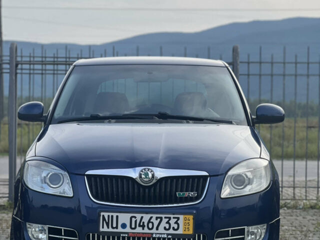 Синій Шкода Фабія, об'ємом двигуна 1.6 л та пробігом 160 тис. км за 6799 $, фото 1 на Automoto.ua