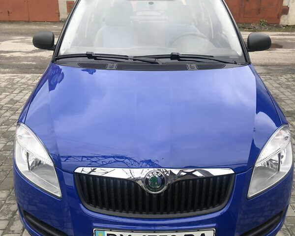 Синій Шкода Фабія, об'ємом двигуна 1.2 л та пробігом 2 тис. км за 8600 $, фото 1 на Automoto.ua
