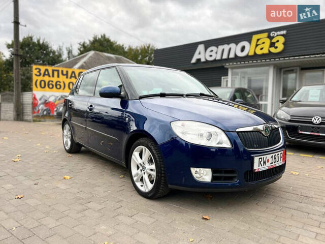 Синій Шкода Фабія, об'ємом двигуна 1.4 л та пробігом 147 тис. км за 6200 $, фото 1 на Automoto.ua