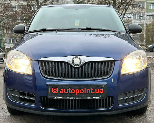 Синий Шкода Фабия, объемом двигателя 1.2 л и пробегом 184 тыс. км за 4500 $, фото 1 на Automoto.ua
