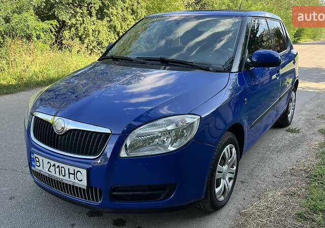Синий Шкода Фабия, объемом двигателя 1.2 л и пробегом 156 тыс. км за 4850 $, фото 1 на Automoto.ua