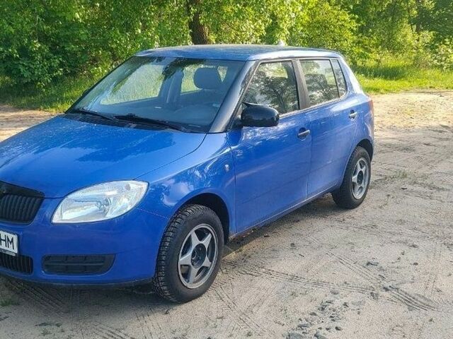 Синій Шкода Фабія, об'ємом двигуна 1.2 л та пробігом 240 тис. км за 2300 $, фото 1 на Automoto.ua