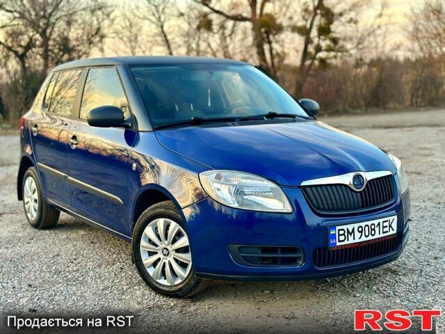 Синий Шкода Фабия, объемом двигателя 1.2 л и пробегом 193 тыс. км за 4750 $, фото 1 на Automoto.ua