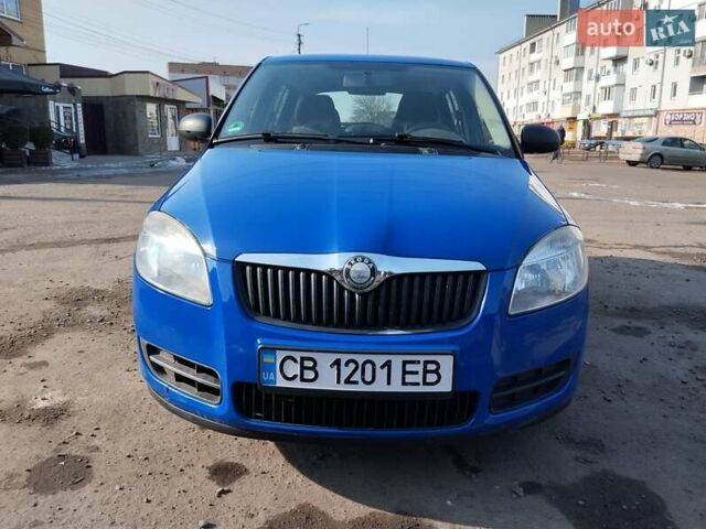 Синий Шкода Фабия, объемом двигателя 1.2 л и пробегом 105 тыс. км за 4650 $, фото 1 на Automoto.ua