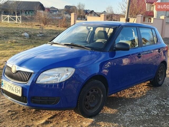 Синий Шкода Фабия, объемом двигателя 1.2 л и пробегом 166 тыс. км за 4600 $, фото 1 на Automoto.ua